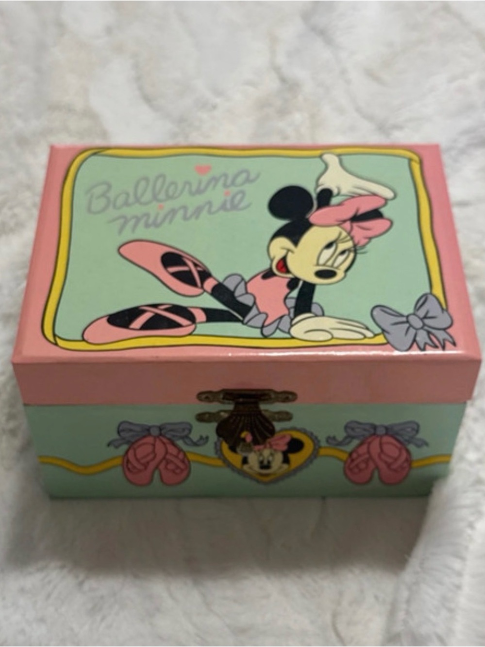 Disney Mickey and Co Ballerina Minnie Musical Jewelry Box